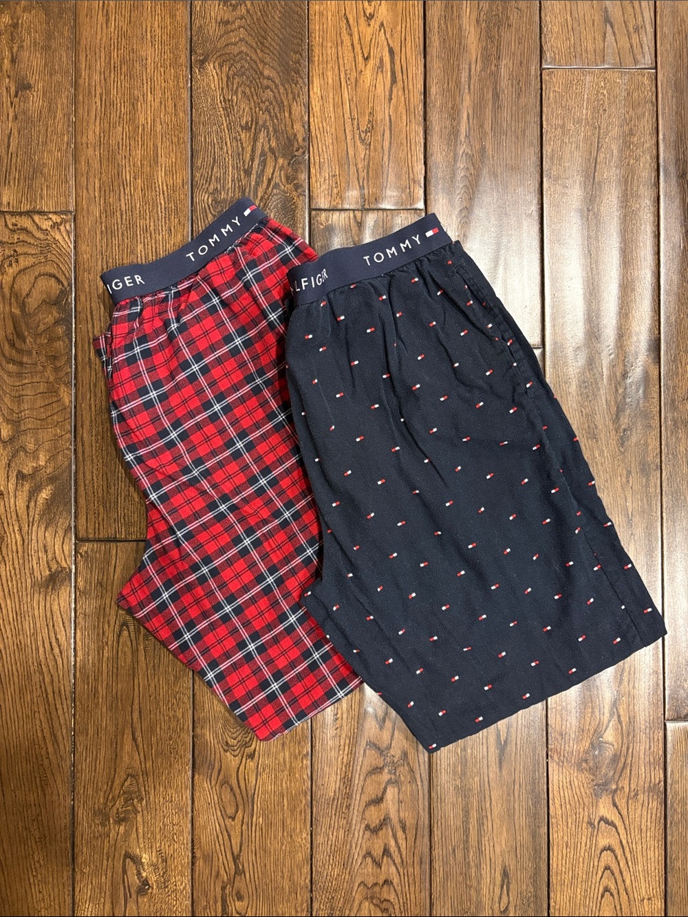 Tommy Hilfiger Mens Red Plaid & Navy Lounge/Pajama Bottoms